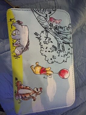 Disney parks new Winnie the Pooh loungefly wallet